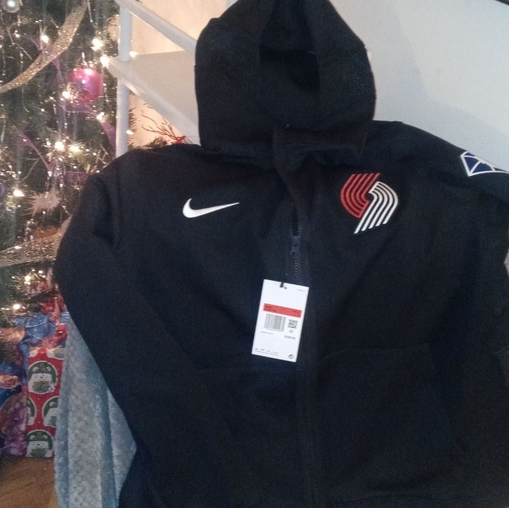 Portland trailblazer Nike sweater